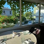 萨沃伊酒店 酒店 3*