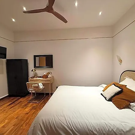 Hotel Savoy Le Bourget-du-Lac