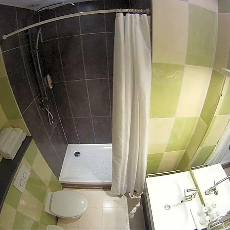 Savoy 3*