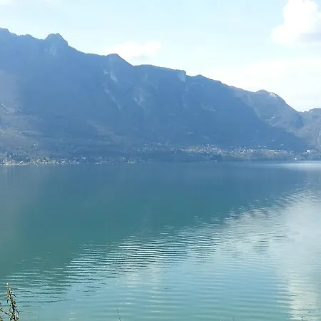 Hotel Savoy Le Bourget-du-Lac
